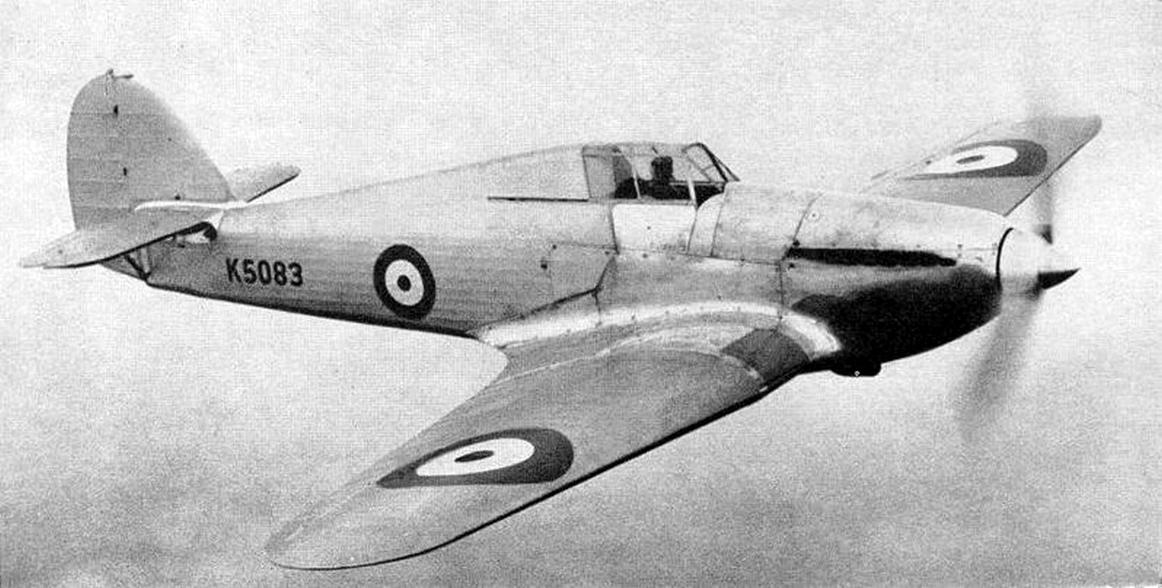 hawker-hurricane-1936-fighter-01