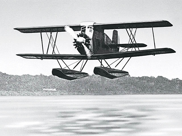 Canadian_Vickers_Vanessa_ExCC