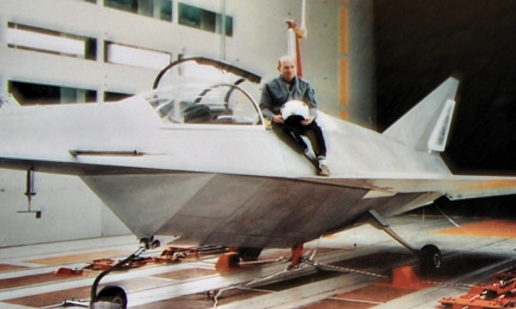 lampyridae_MBB_manned_tunnel_model_stealth_2