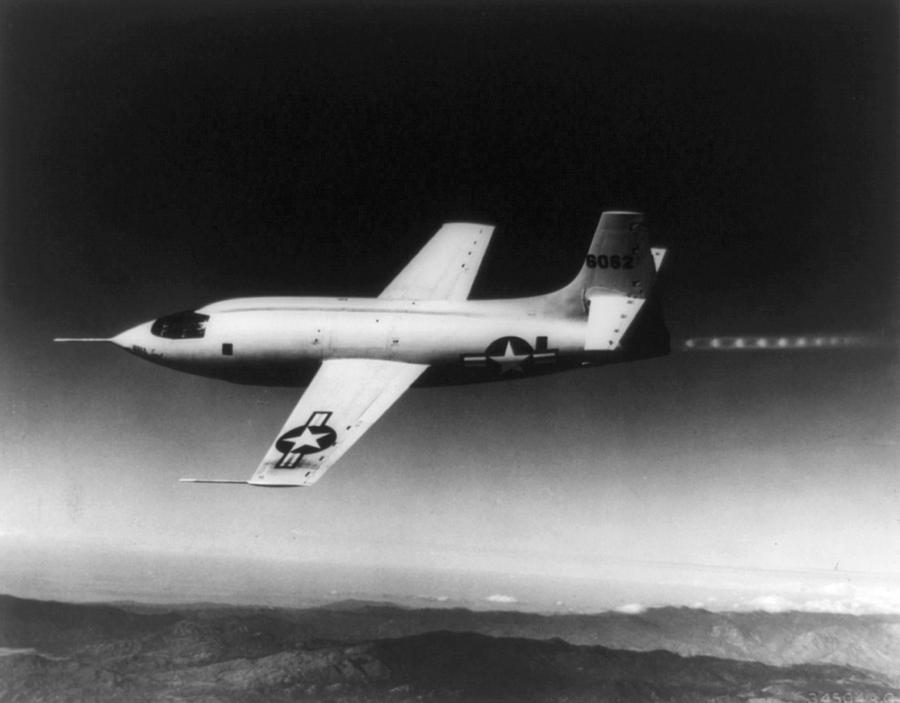 bell-x-1-rocket-plane-in-which-chuck-everett.jpg