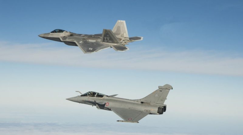 US-F-35-Rafale-800x445