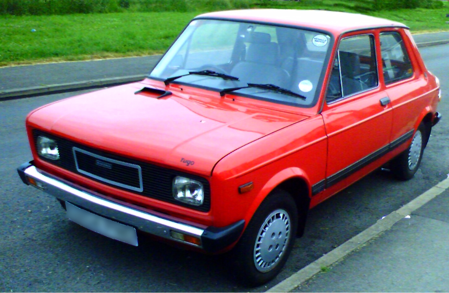 Zastava_Yugo_311.jpg