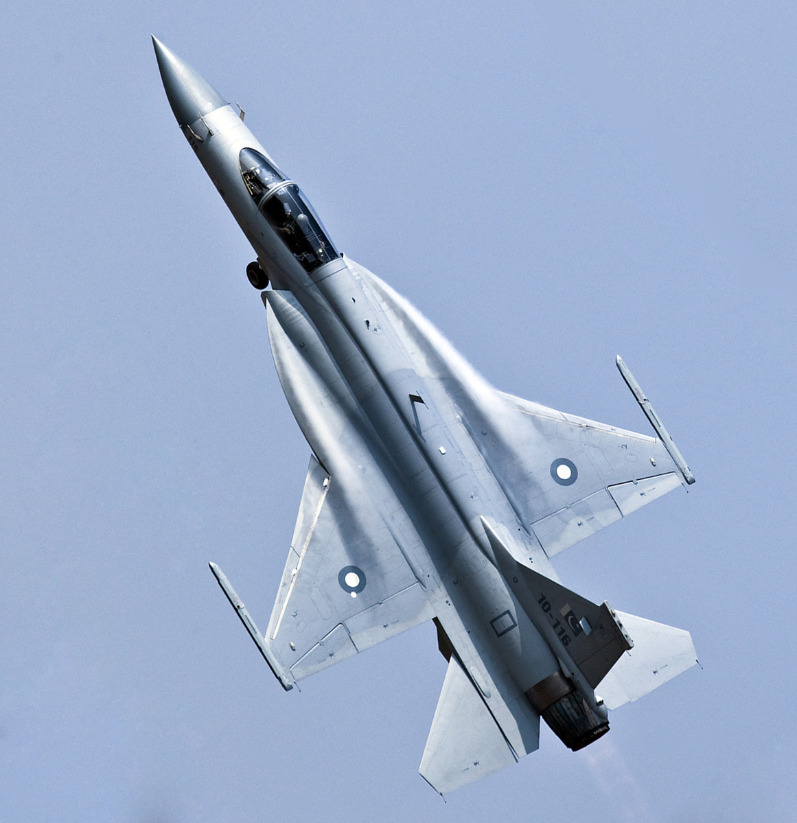 JF-17 Thunder Dubai air show Pakistan Aeronautical Complex (PAC)Pakistan and China Aviation Technology Import-Export Corporation (CATIC) Paris Air Show siplay pakistan air force paf plaaf sd10pl1210 c802ls56ft562missile.jpg