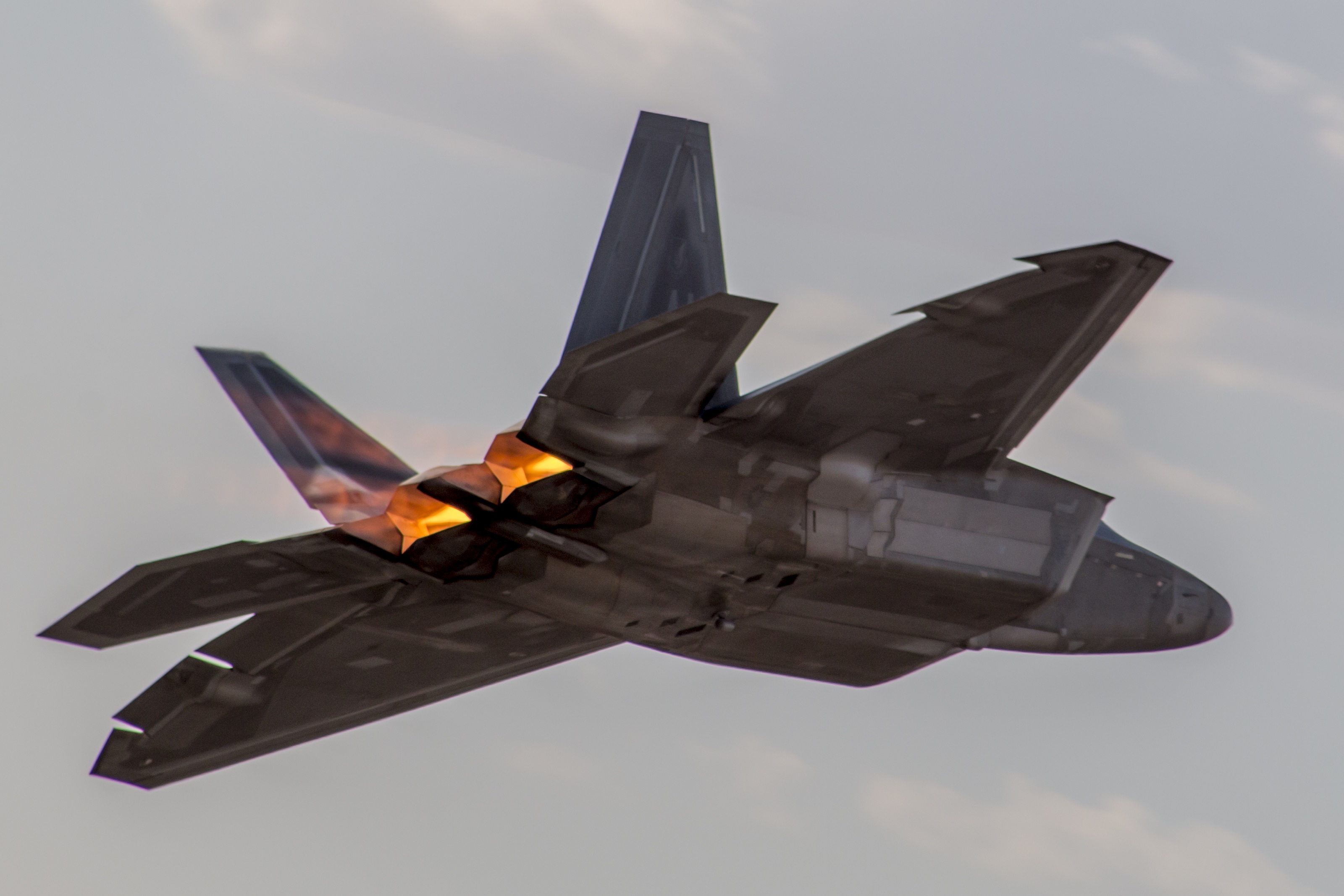 01Lockheed F-22 Raptor IMG_3075 (1).jpg