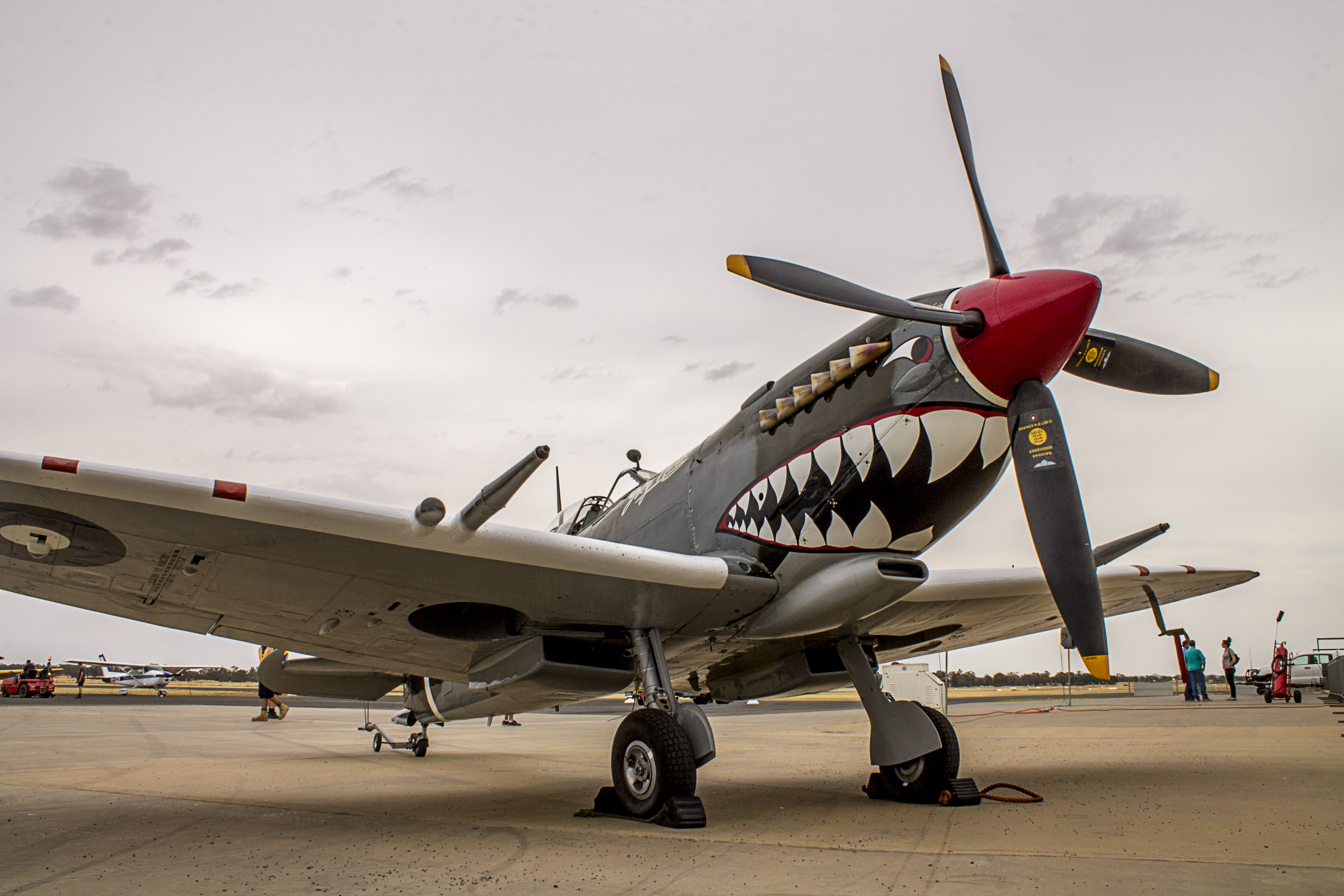 Supermarine spitfire 4e.jpg