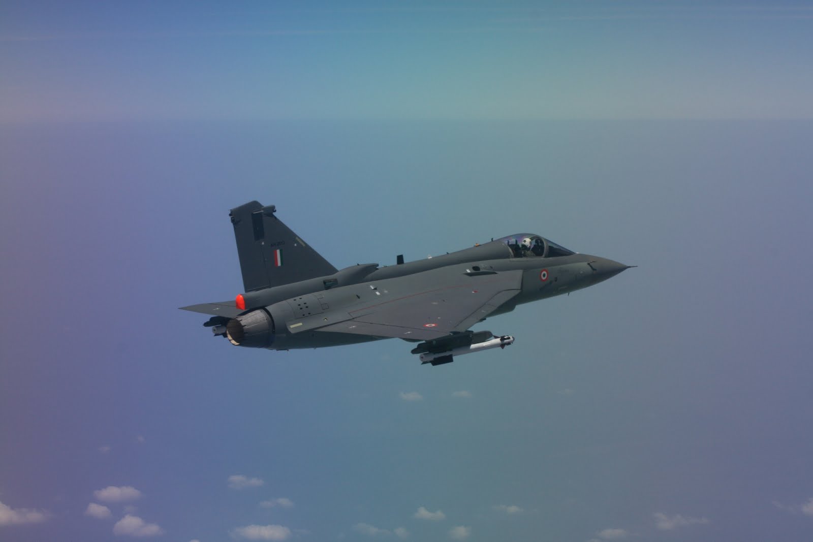 LCA-Tejas-LSP3-ELTA.jpg