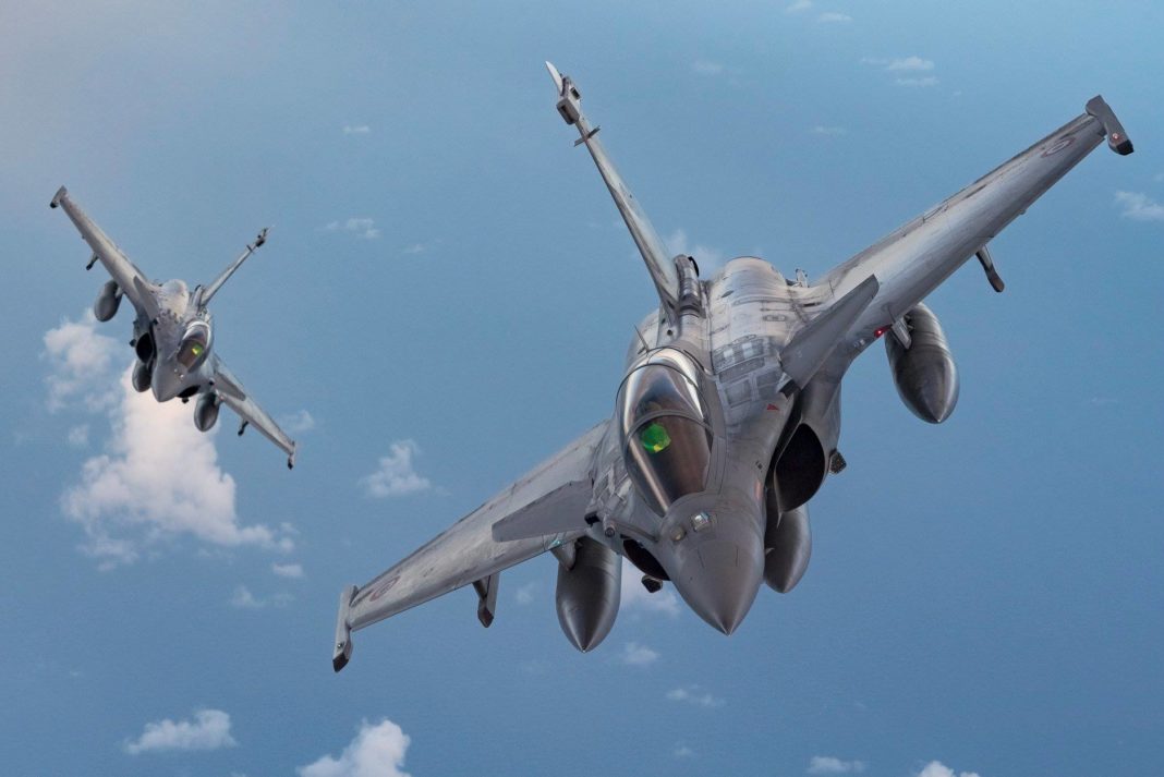 Rafale-duo-vol_AdlA-1068x713.jpg