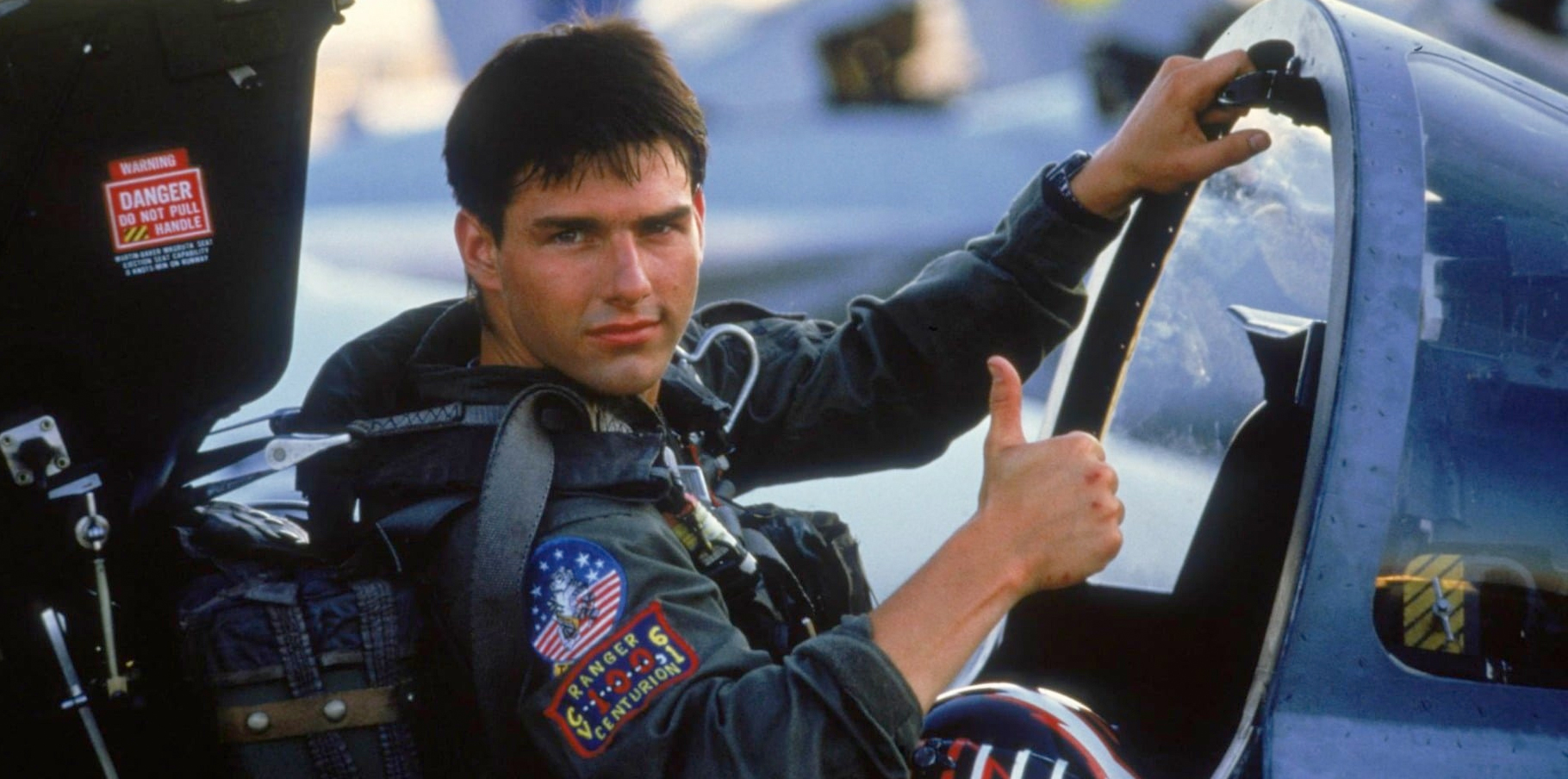 topgun-tomcruise-thumbsup-cockpit.jpg