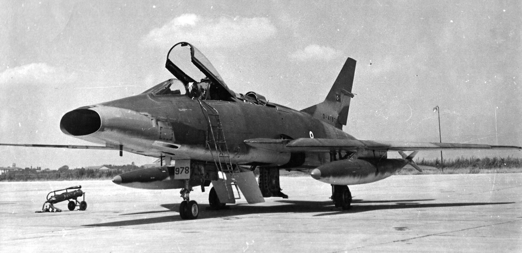5_F-100C.jpg