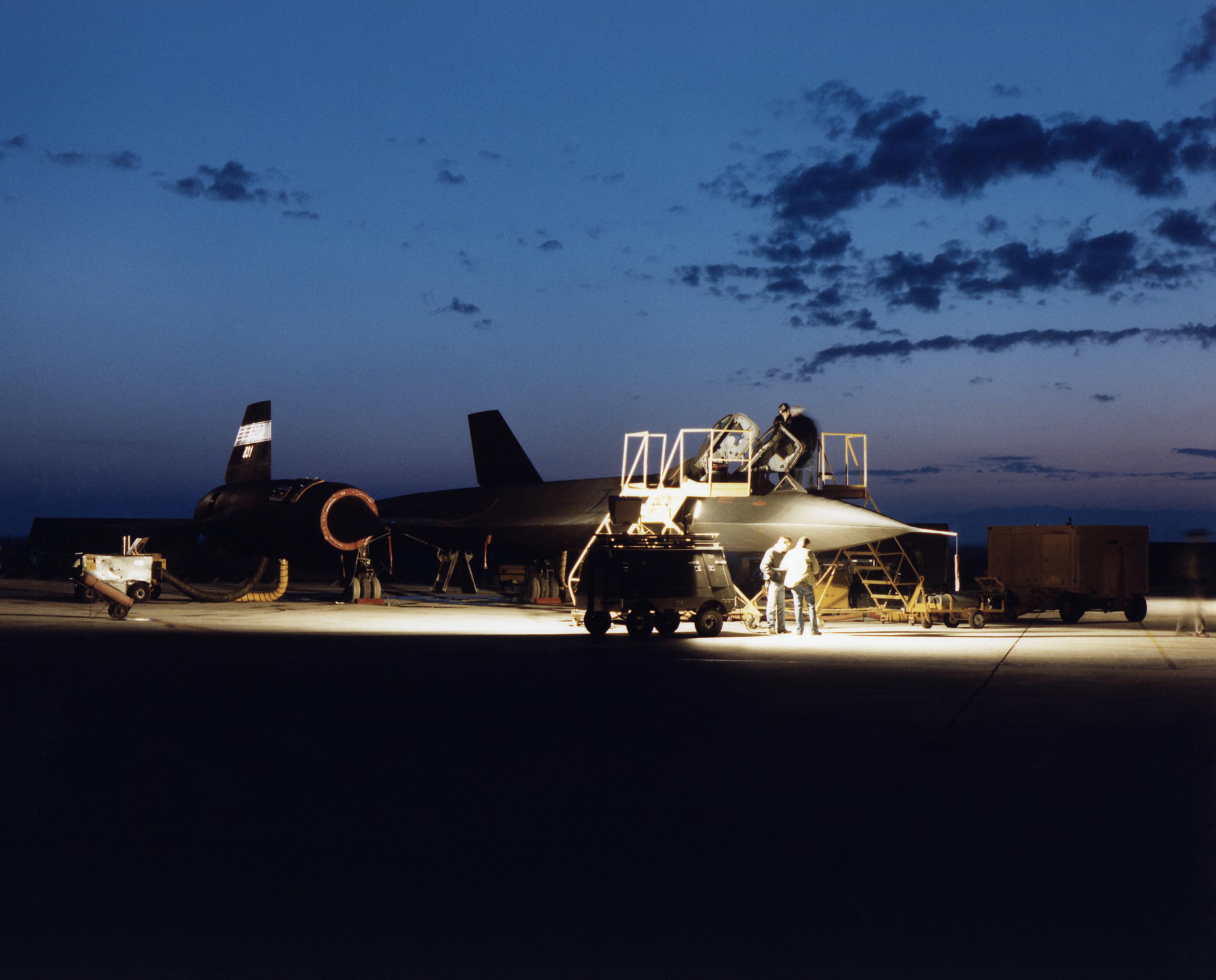 335595main_EC92-3103-8_full